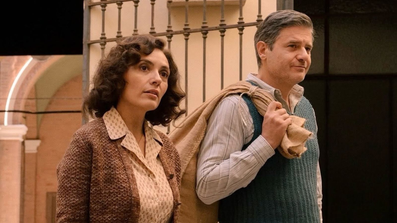 LA FAMIGLIA PANINI – L’AVVENTURA DELLE FIGURINE: le prime immagini della nuova fiction Rai con Serena Rossi in anteprima alla Festa del Cinema di Roma