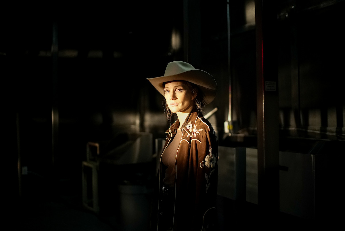 HEARTLAND: Jessica Chastain torna a cantare la musica country nel nuovo film di Shana Feste